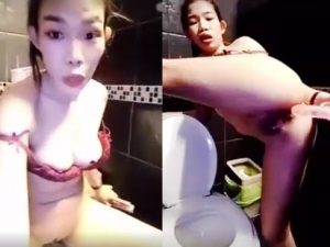สาวไทย ไปเที่ยวผับ อัดกล้องเบ็ดในห้องน้ำ น้ำพุ่งเลย